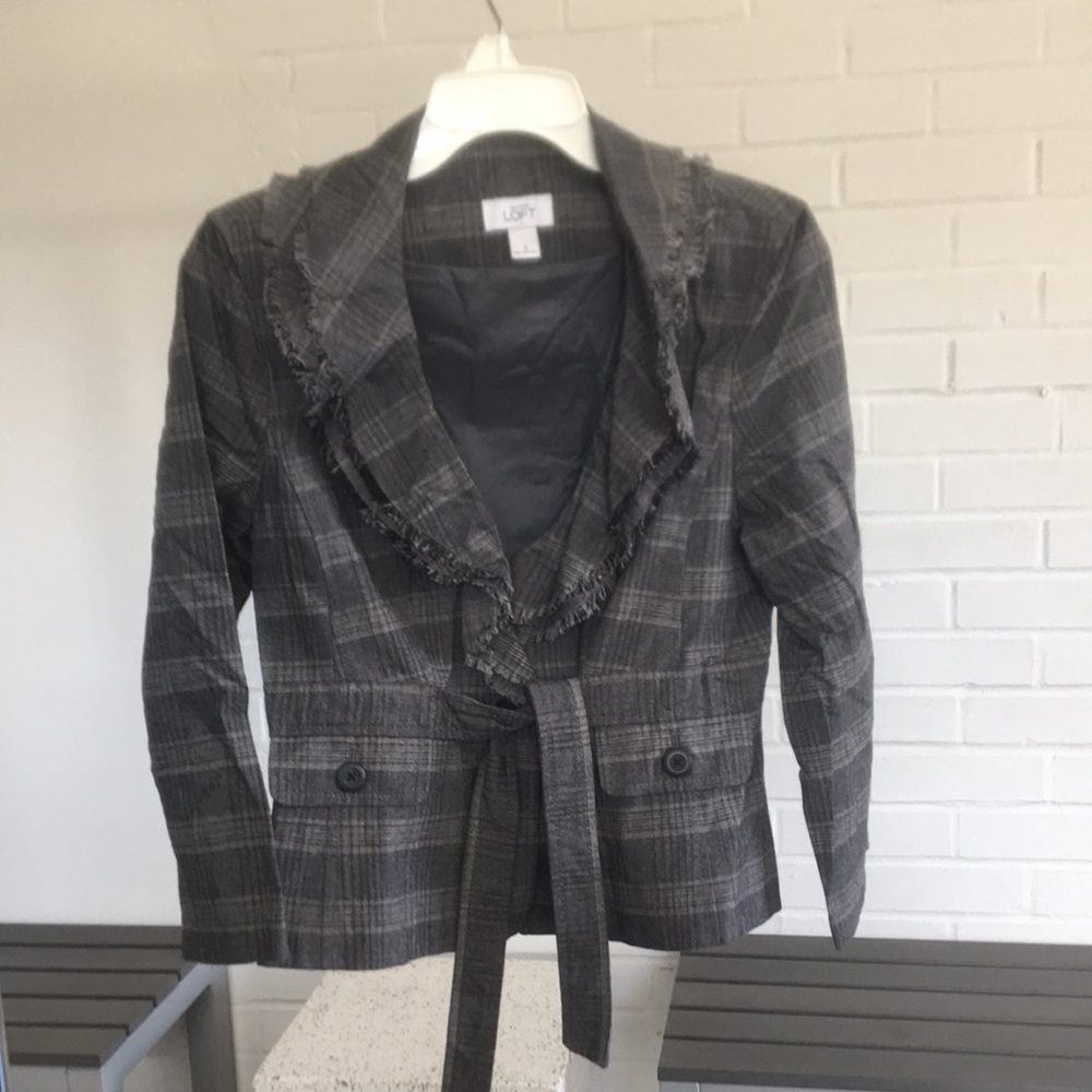 LOFT 3/4 sleeve blazer - size 6